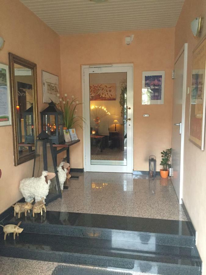 Hotel Am Ufer Trewir Zewnętrze zdjęcie